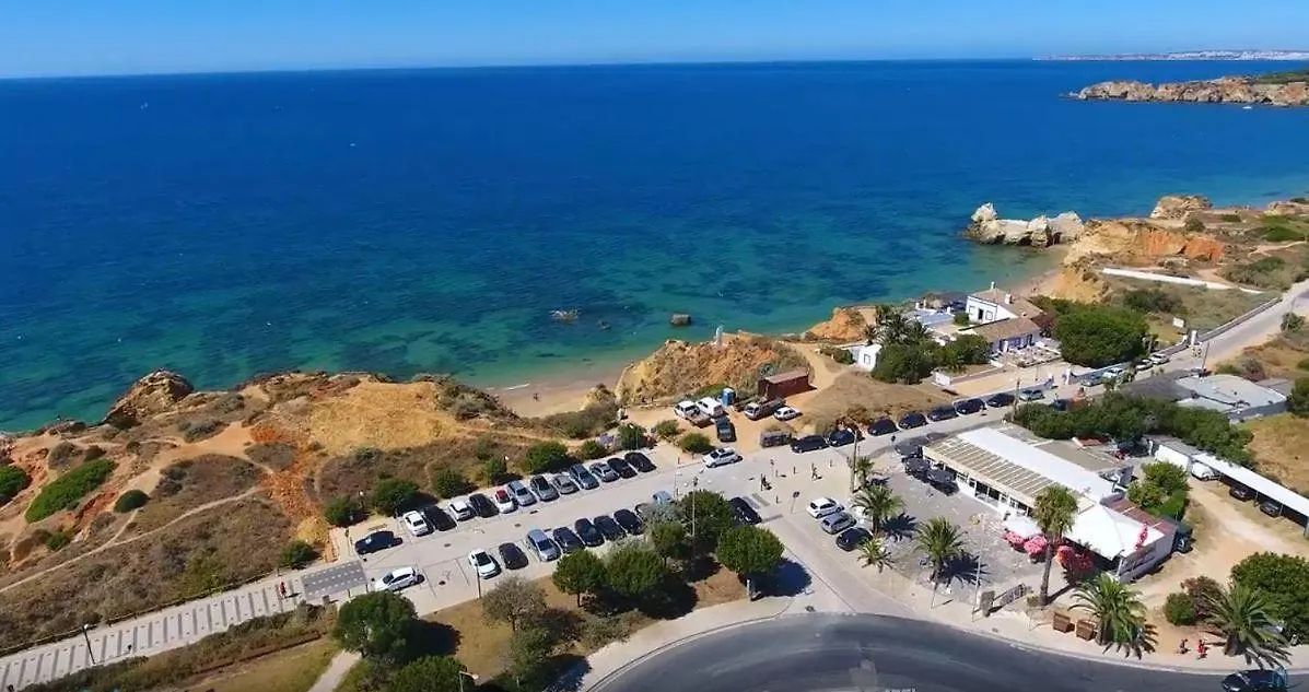 Beachfront Seaview Litoralmar Apt, Fast Wifi, Airco, Pool, Private Parking بورتيماو البرتغال